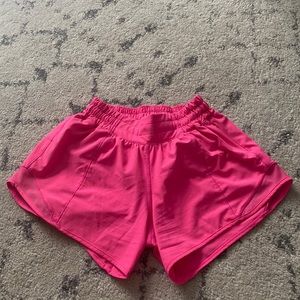 Lululemon Athletica Hotty Hot Short 4inch